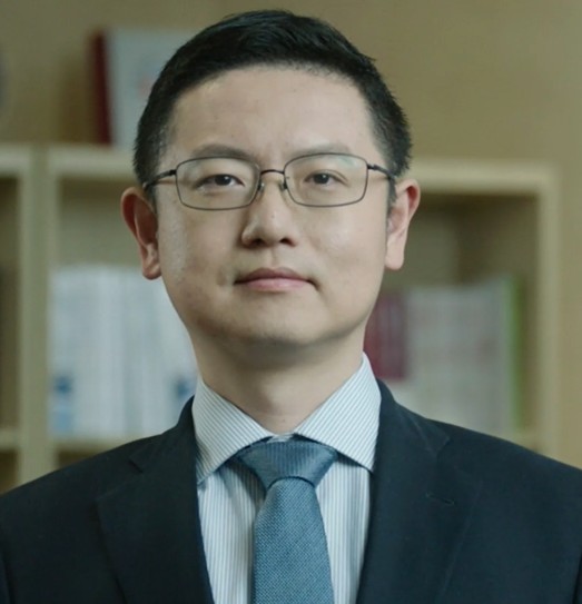 Headshot – Ge Qi-2